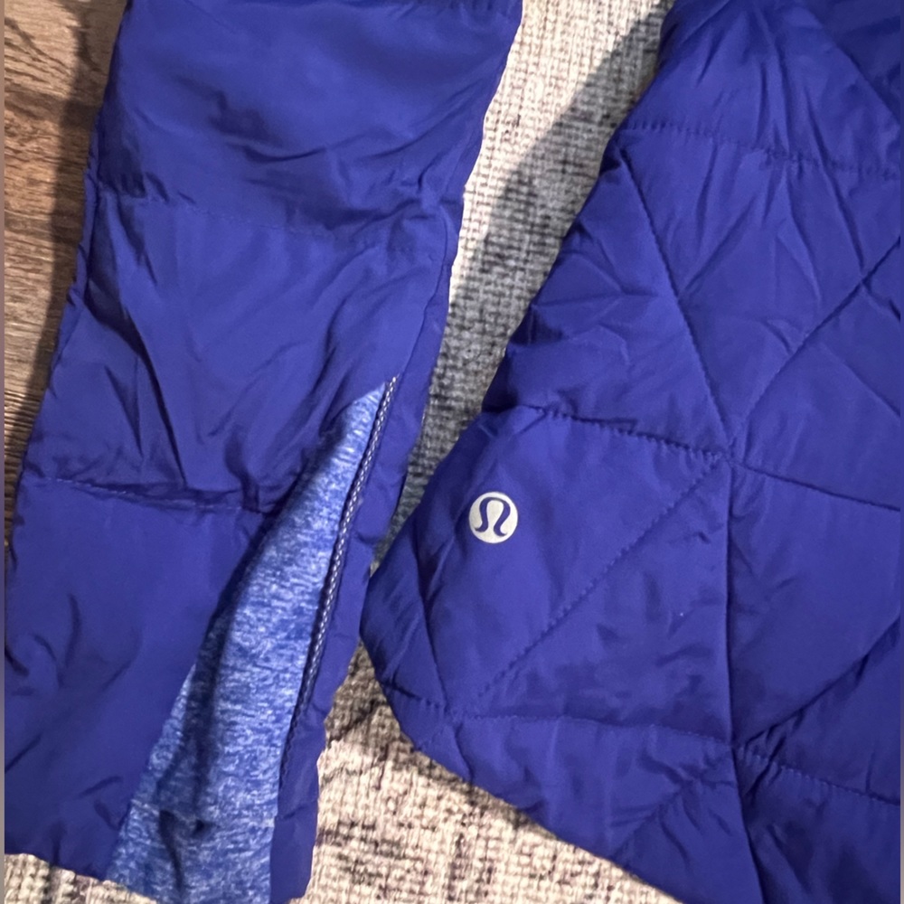 Lululemon fluffed up jacket - Picture 8 of 10
